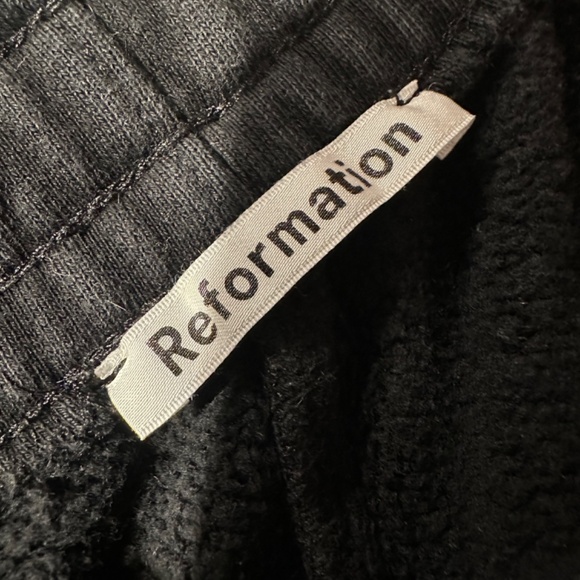 Reformation Gym Shorts - Picture 6 of 7